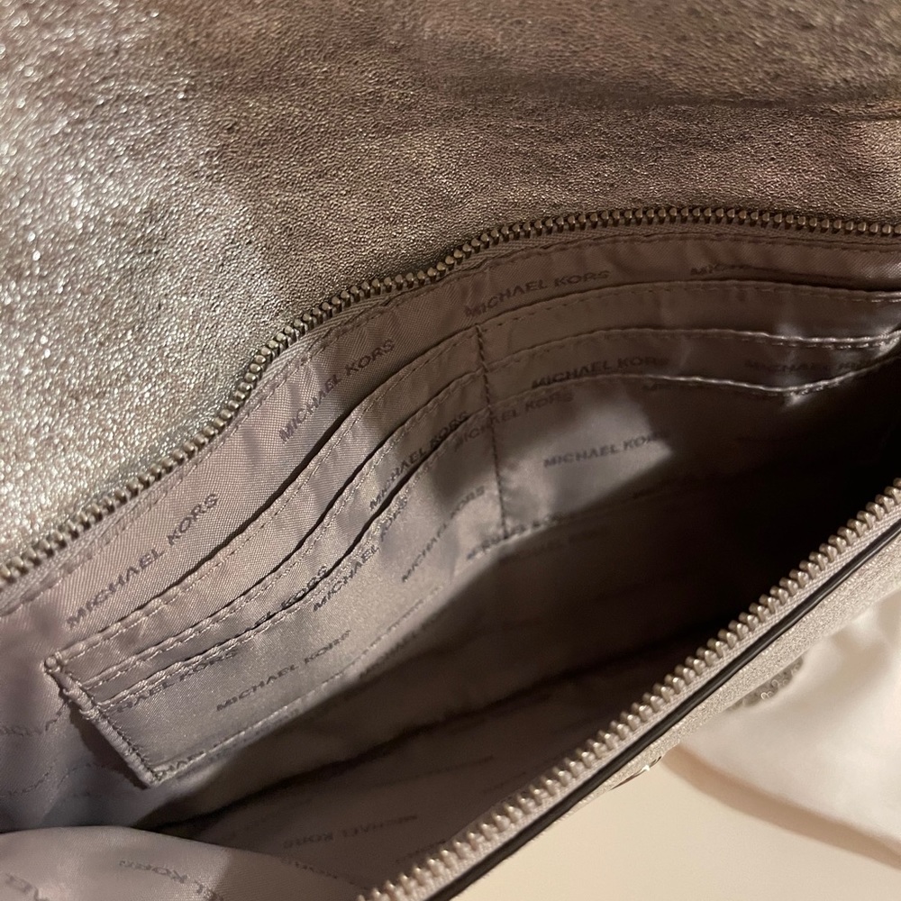 Michael Kors Leather Fold-Over Clutch / Handbag - Picture 5 of 7